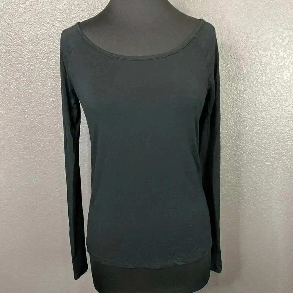Melrose and Market Black Long Sleeve Tee Size Medium 1135